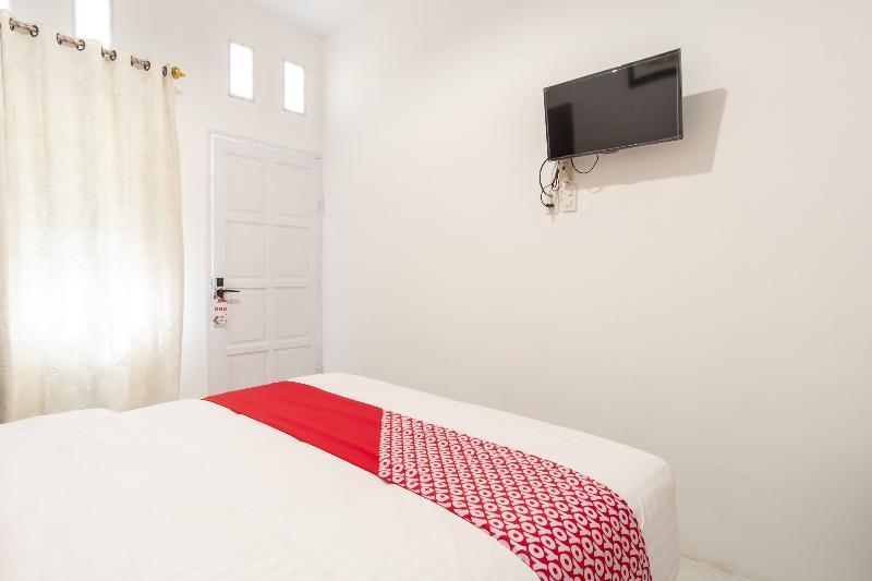 Oyo 1507 Doriyu Homestay Medan Kültér fotó